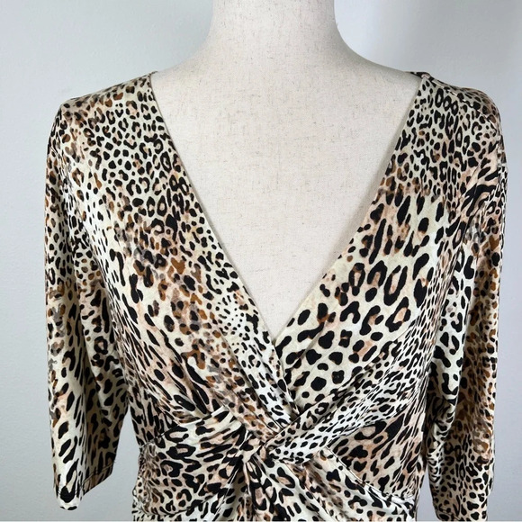 Saks Fifth Avenue Womens Top Cheetah Print Black Label 1/2 Sleeve V Neck Animal - Picture 5 of 14
